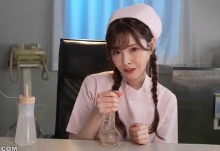 Nữ bác sĩ Arina Atara chữa lành các vết thươngm