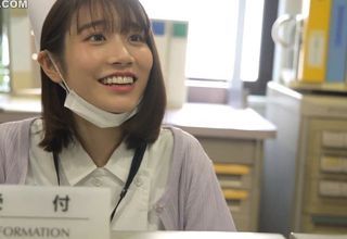 Nữ y tá nhiệt huyết với nghềm